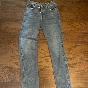 Straight Leg Agolde crisscross jeans!